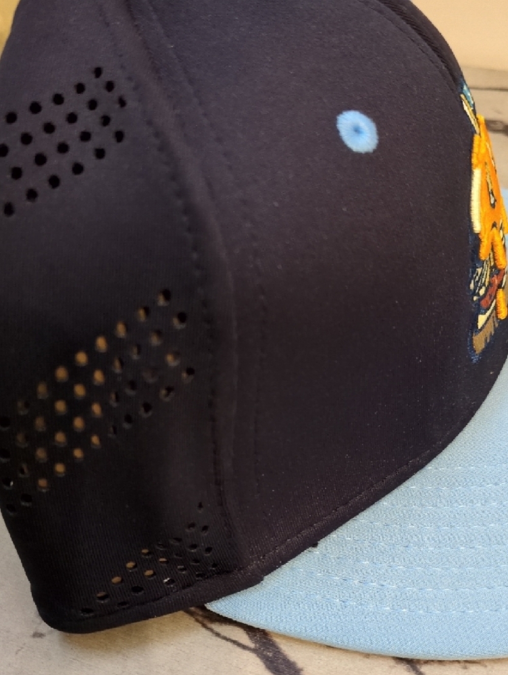 Men's Two-Tone Navy and Light Blue Snapback Hat - Picture 5 of 6